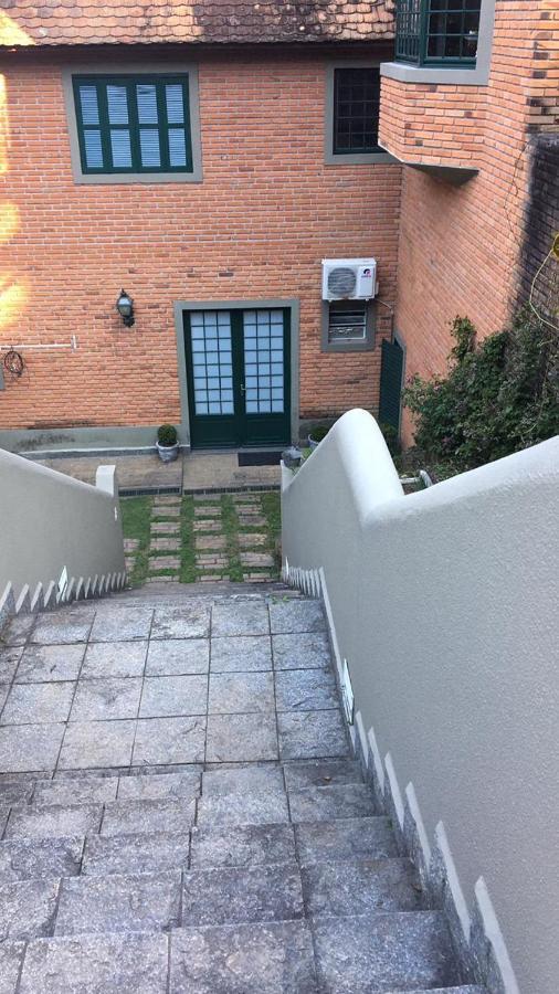Villa Serena Bed & Breakfast Эмбу Экстерьер фото