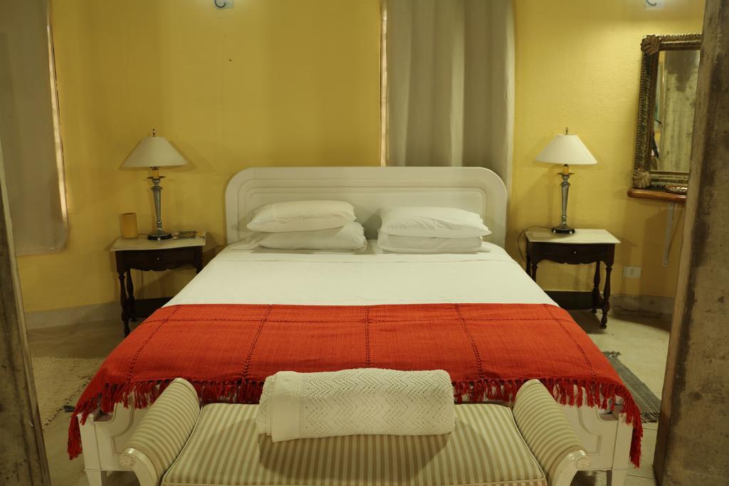 Villa Serena Bed & Breakfast Эмбу Экстерьер фото