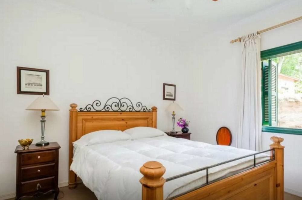 Villa Serena Bed & Breakfast Эмбу Экстерьер фото